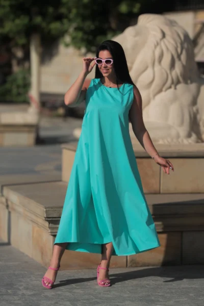 Жіночий сарафан