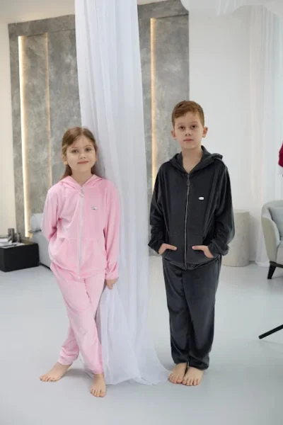 Children's velour suit with a zipper