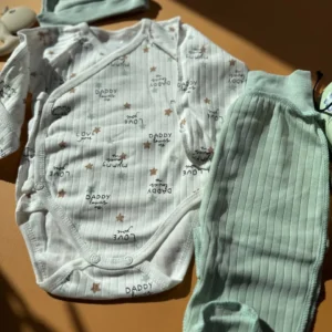 Комплект Newborn (боді, повзунки, шапочка)