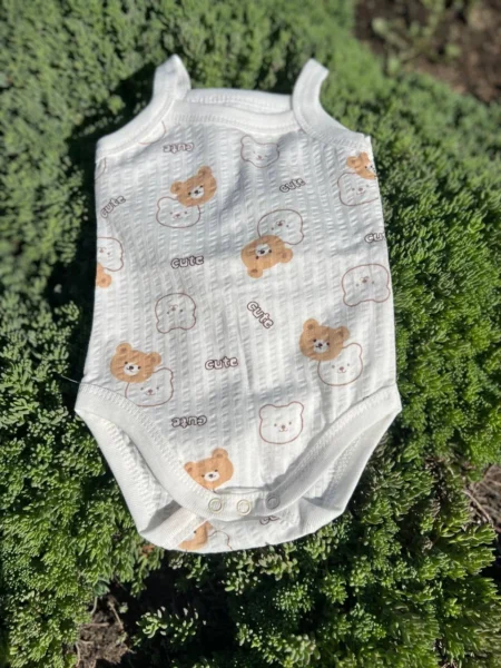 Nursery body top, for boys and girls